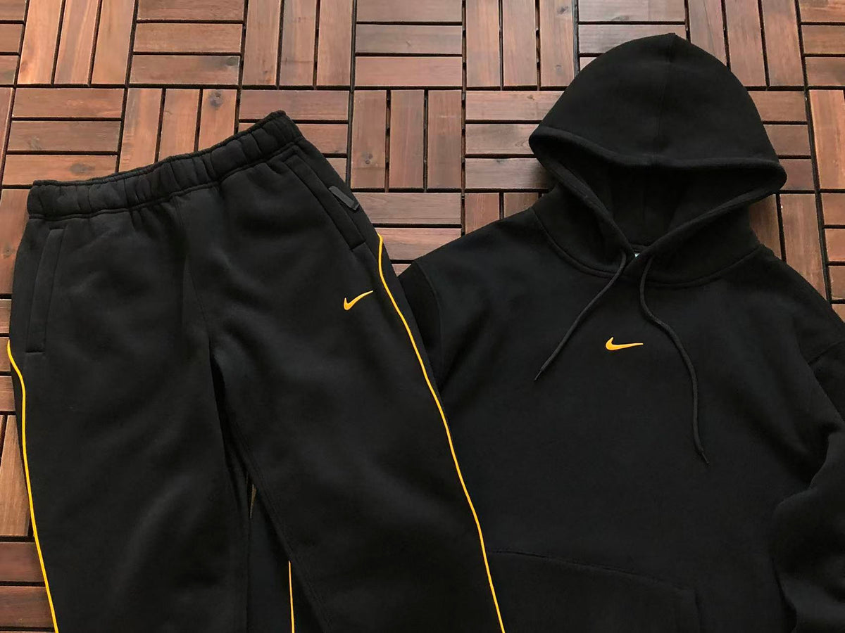 Nocta Essentials All Black