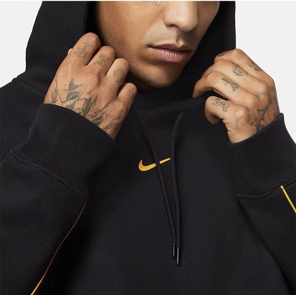Nocta Essentials All Black