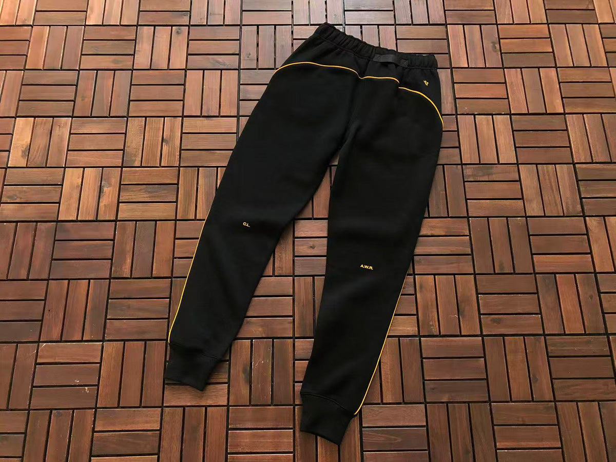 Nocta Essentials All Black